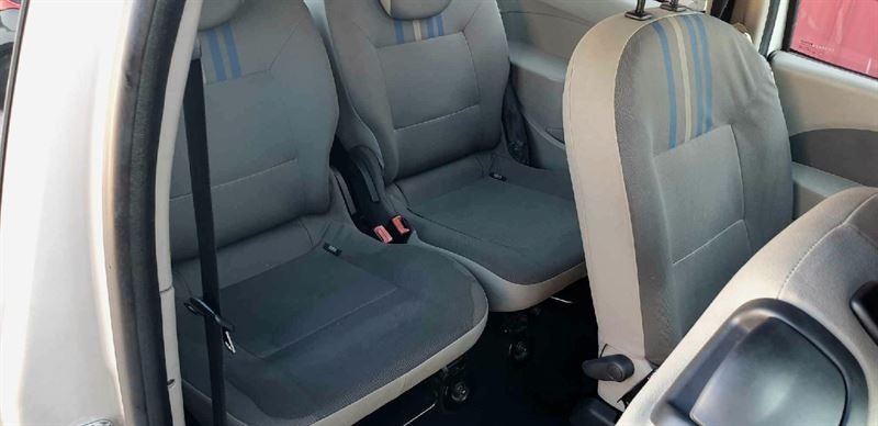 RENAULT TWINGO II 2008