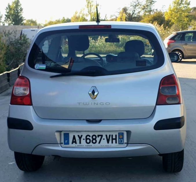 RENAULT TWINGO II 2008