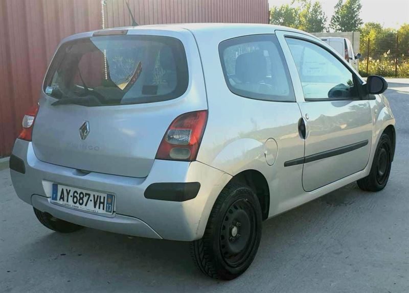 RENAULT TWINGO II 2008