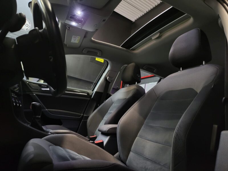 VOLKSWAGEN GOLF VII 2.0 TDI CARAT 150 cv TOIT OUVRANT / DSG 7 / CARPLAY