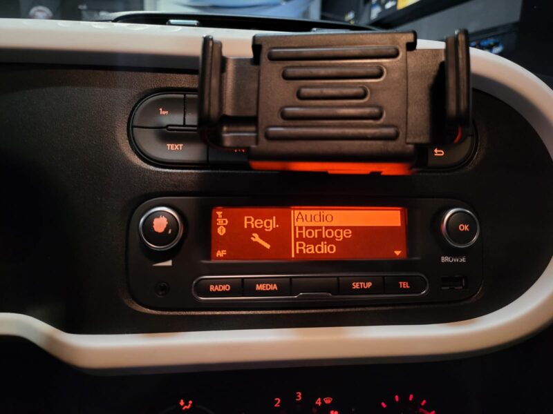 1.0  75 cv ZEN / Bluetooth / Radar de Recul 