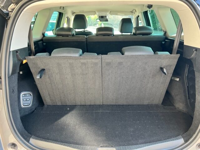 Renault Grand Scénic TCE 160 FAP EDC 21 INTENS