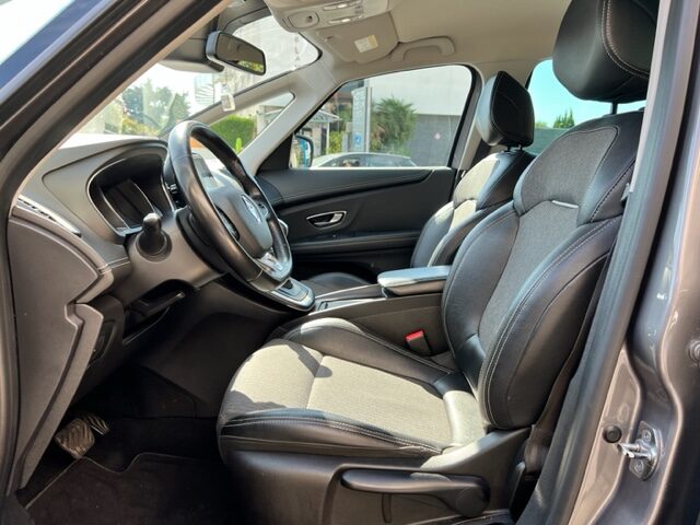 Renault Grand Scénic TCE 160 FAP EDC 21 INTENS