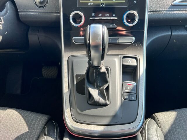 Renault Grand Scénic TCE 160 FAP EDC 21 INTENS