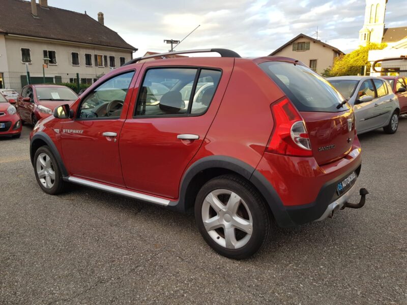 DACIA SANDERO 1.6i 85CV STEPWAY