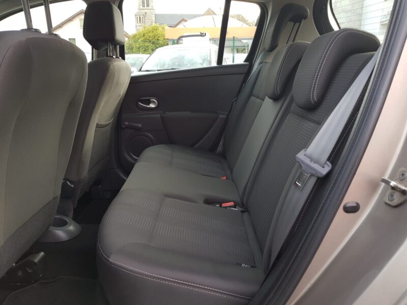 RENAULT CLIO III 1.2i 75CV AUTHENTIQUE 