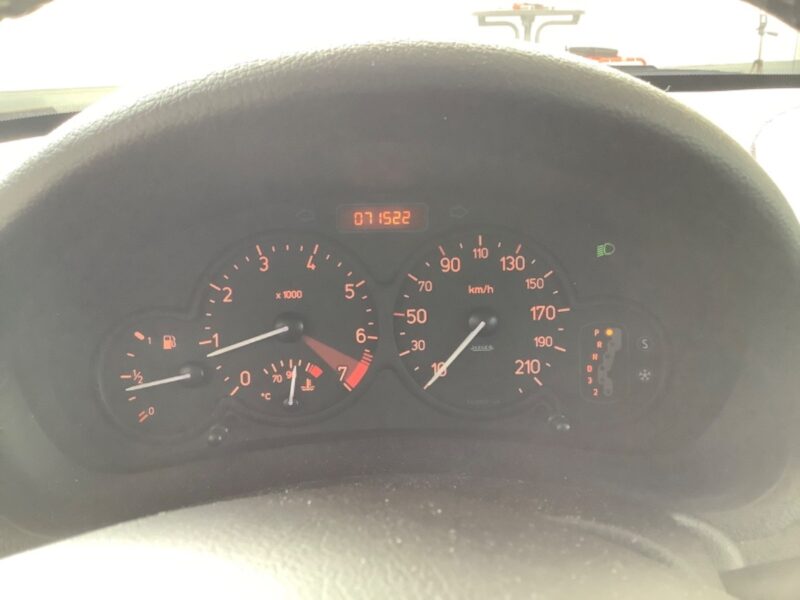 PEUGEOT 206 1,6l PREMIUM AUTOMATIQUE 2003