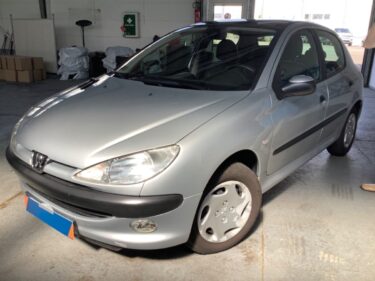 PEUGEOT 206 1,6l PREMIUM AUTOMATIQUE 2003