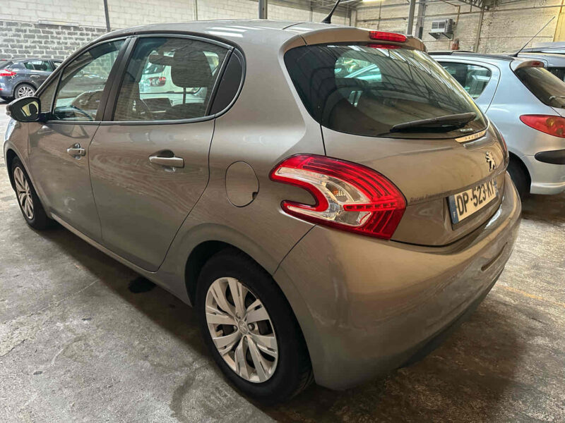 PEUGEOT 208 I 1.4 HDI 2013