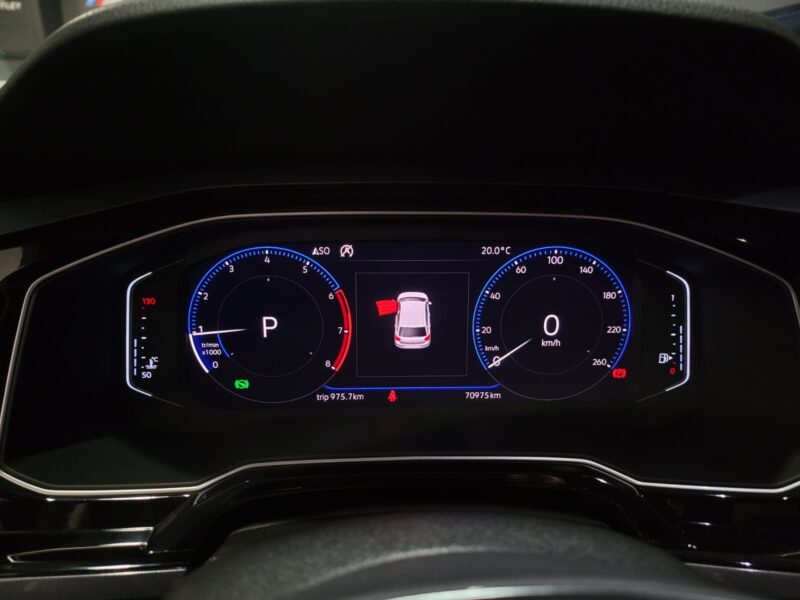 VOLKSWAGEN POLO VI 1.0 TSI 115cv Carat Exclusive DSG7 1ère Main // APPLE CARPLAY/CAMERA DE RECUL/SIE