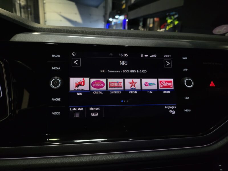 VOLKSWAGEN POLO VI 1.0 TSI 115cv Carat Exclusive DSG7 1ère Main // APPLE CARPLAY/CAMERA DE RECUL/SIE