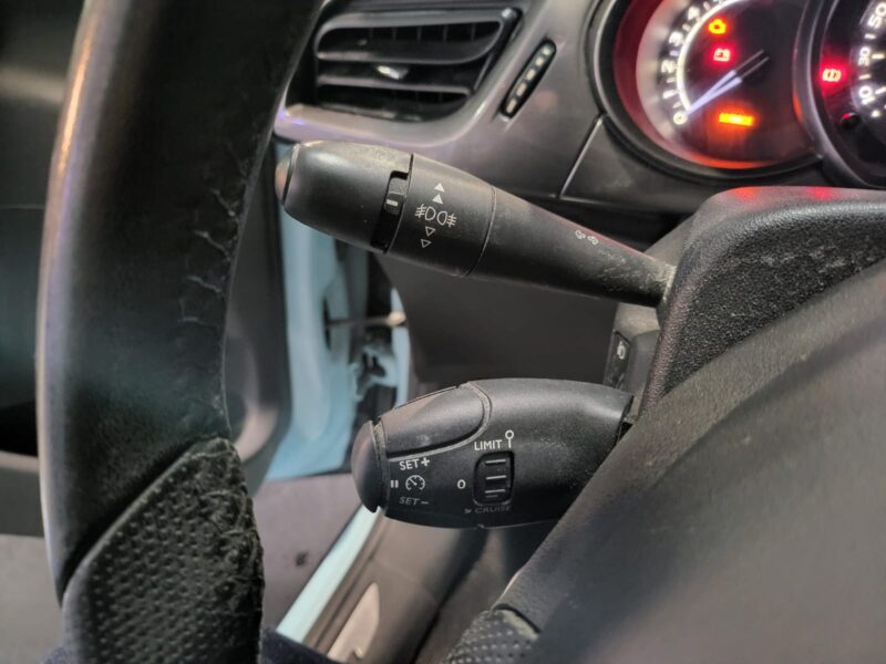 CITROEN C3 1.6 VTi 120cv Exclusive BVA // RADAR-AR/SIEGES CHAUFFANTS/BLUETOOTH