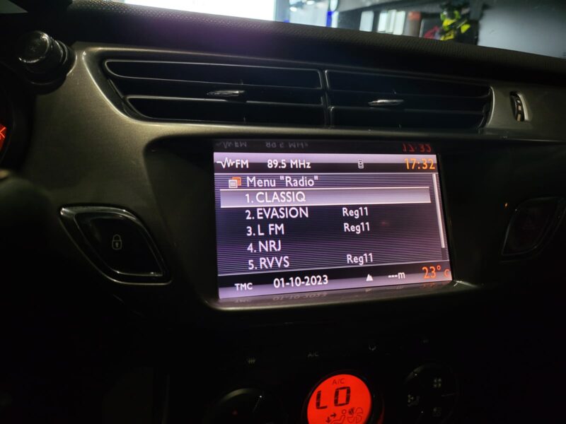 CITROEN C3 1.6 VTi 120cv Exclusive BVA // RADAR-AR/SIEGES CHAUFFANTS/BLUETOOTH