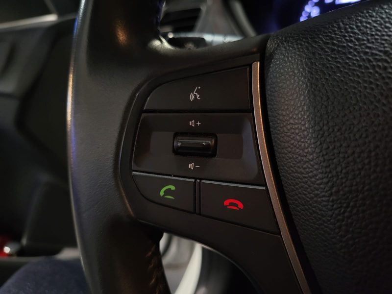 1.2 i 75 cv CLIM AUTO / BLUETOOTH