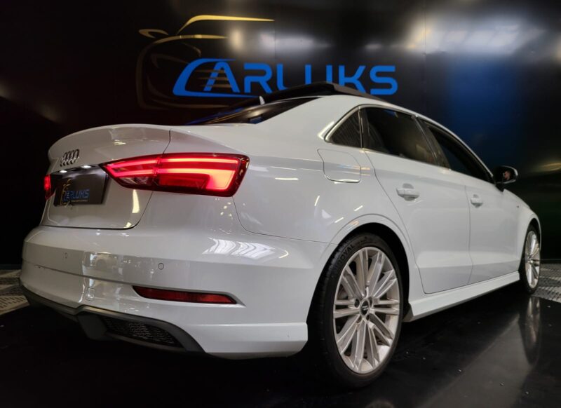 AUDI A3 Berline 2017 2.0 TDI 150cv S LINE S TRONIC TOIT OUVRANT / APPLE CARPLAY