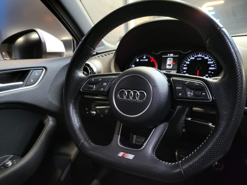 AUDI A3 Berline 2017 2.0 TDI 150cv S LINE S TRONIC TOIT OUVRANT / APPLE CARPLAY