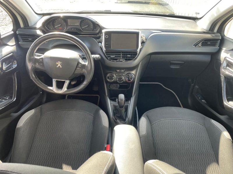 PEUGEOT 208 I 2016