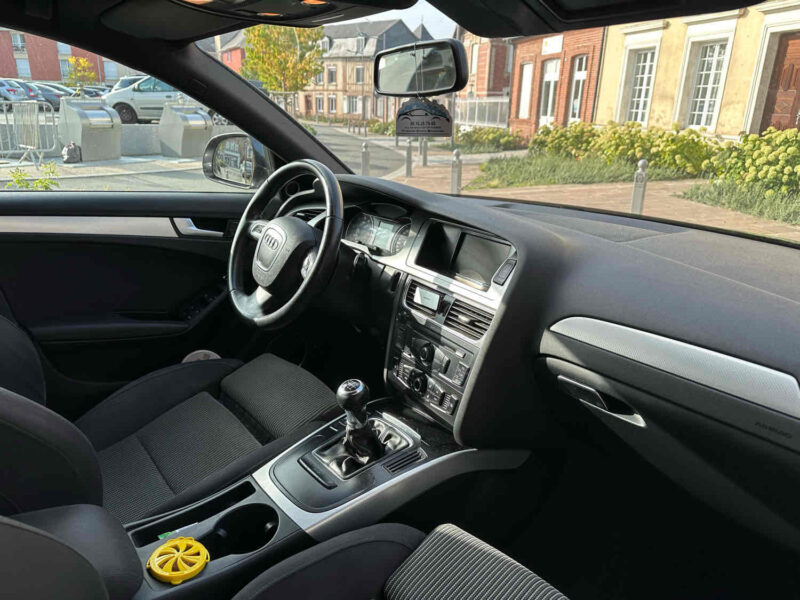 AUDI A4 2009