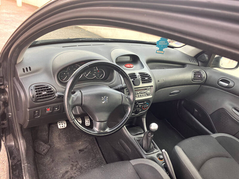 PEUGEOT 206 3/5 portes 2005