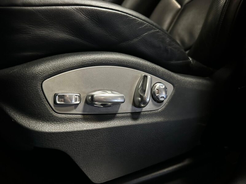 PORSCHE MACAN 3.6 Turbo 400cv , TO , Cuir chauffants / Ventilés , Caméra