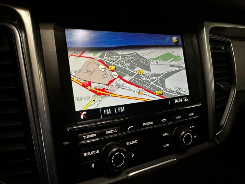 PORSCHE MACAN 3.6 Turbo 400cv , TO , Cuir chauffants / Ventilés , Caméra