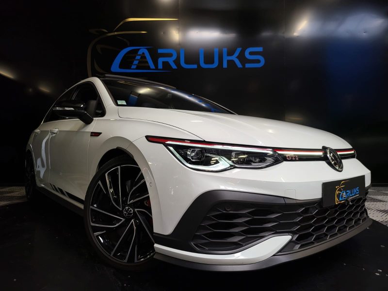 VOLKSWAGEN GOLF VIII GTI CLUBSPORT 300 cv TOIT OUVRANT / H&K / TETE HAUTE / SIEGES ELECT A MEMOIRE 