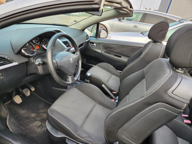 PEUGEOT 207 CC 2007