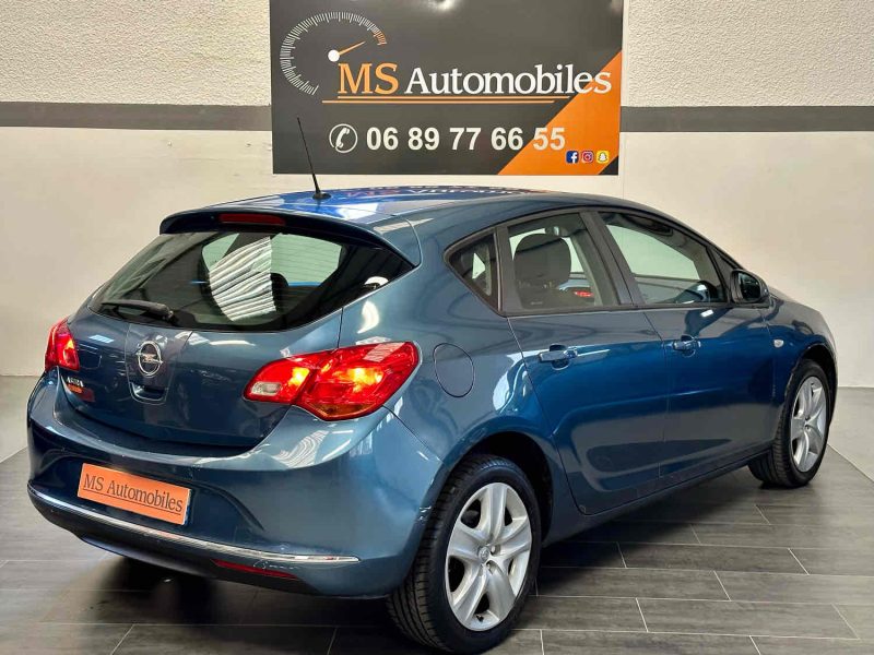 OPEL ASTRA J 2012
