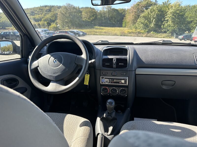 RENAULT CLIO II 2005