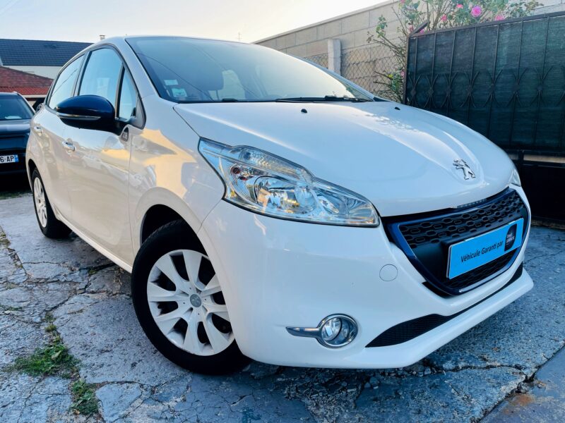 PEUGEOT 208 I 2014
