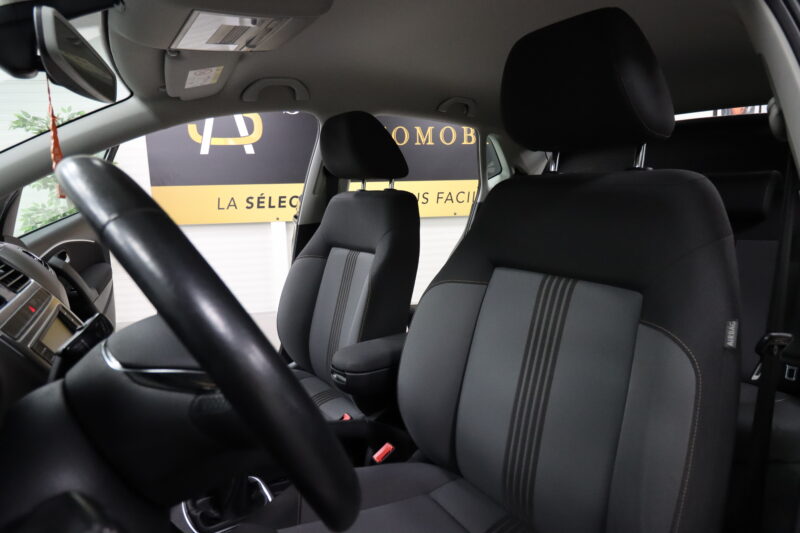 VOLKSWAGEN POLO V 2016