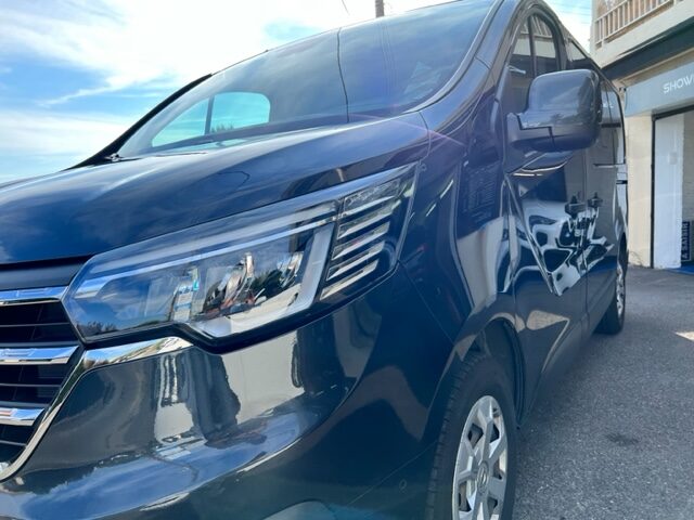RENAULT TRAFIC III 2,0 DCI 150CH 8 PLACES  2021