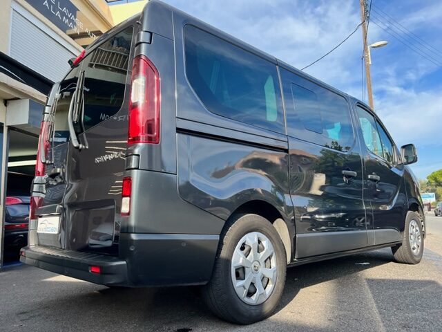 RENAULT TRAFIC III 2,0 DCI 150CH 8 PLACES  2021