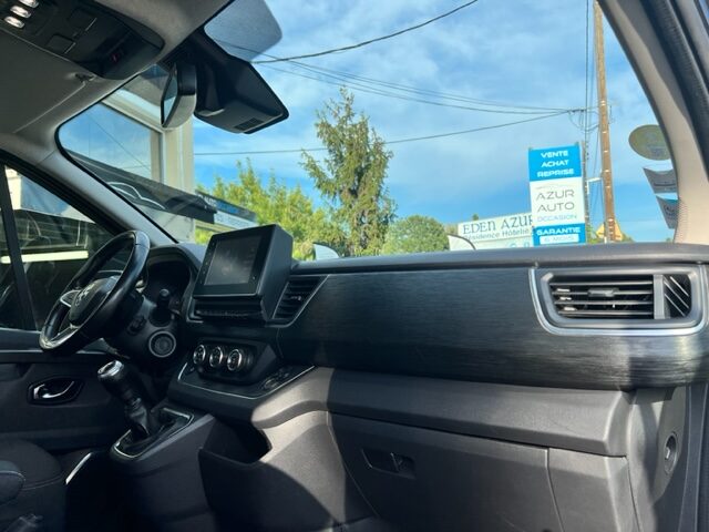 RENAULT TRAFIC III 2,0 DCI 150CH 8 PLACES  2021