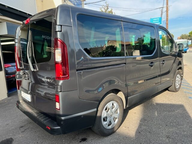 RENAULT TRAFIC III 2,0 DCI 150CH 8 PLACES  2021