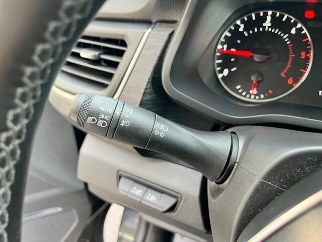 RENAULT TRAFIC III 2,0 DCI 150CH 8 PLACES  2021