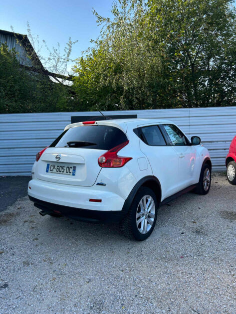 NISSAN JUKE 2012