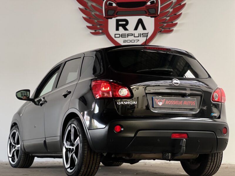 NISSAN QASHQAI XTRONIC CVT 2.0 141 ch