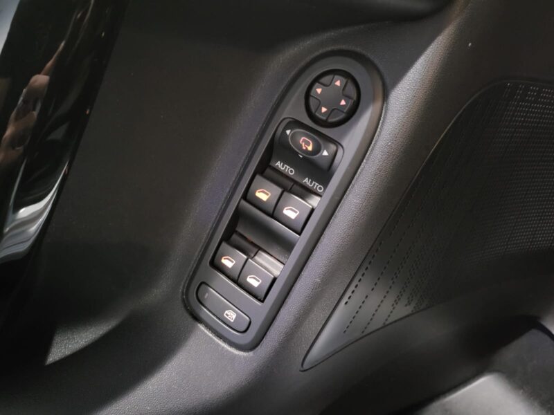 CITROEN C3 II 1.2 PureTech 82cv Feel Edition // APPLE CARPLAY/MIRROR LINK/GPS/BLUETOOTH