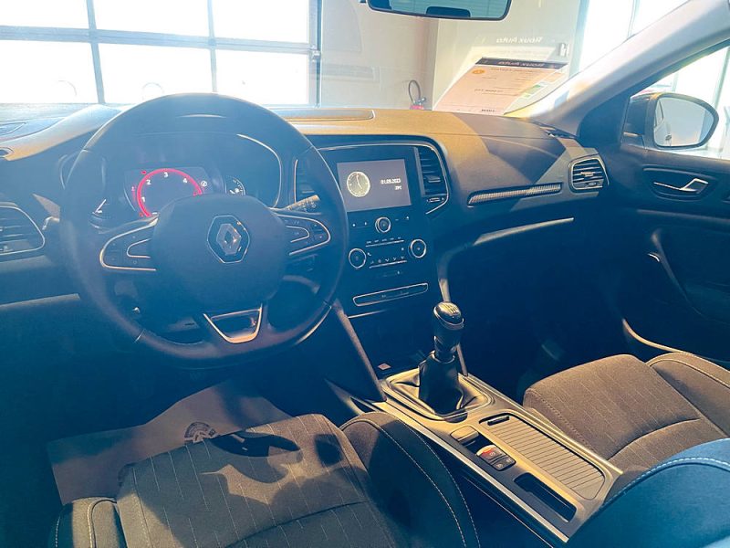 RENAULT MEGANE IV Estate SL Limited Blue dCi 115 