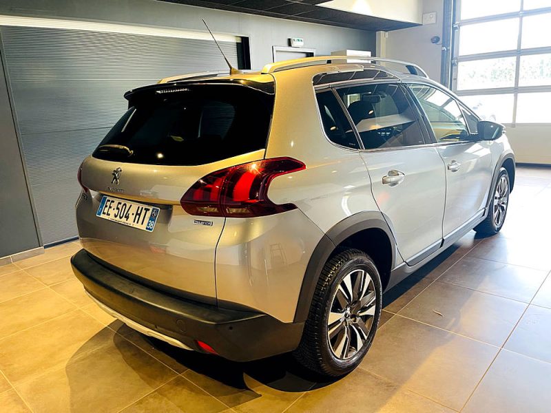 PEUGEOT 2008 1.6 BlueHDi 100 Allure Business / Carnet d'entretien Complet 