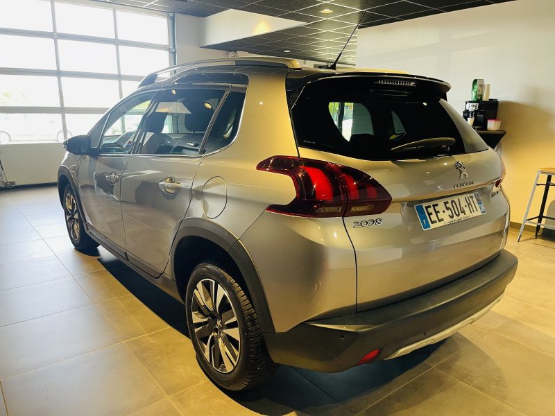 PEUGEOT 2008 1.6 BlueHDi 100 Allure Business / Carnet d'entretien Complet 