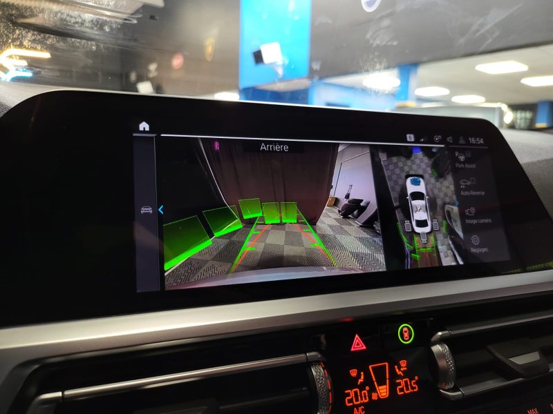 B.M.W. SERIE 3 330 e Plug-in-Hybrid PACK M SPORT 292cv /SHADOW LINE / TOIT OUVRANT / CARPLAY