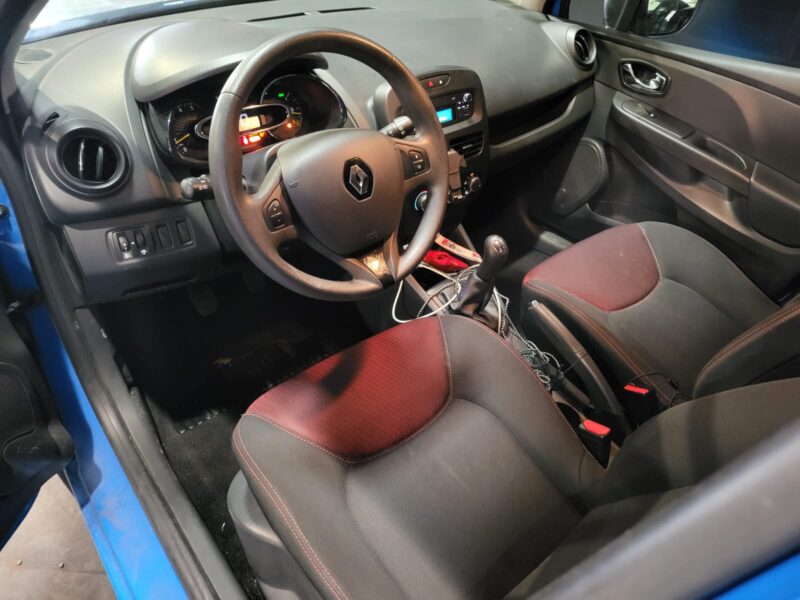 1.5 dCi 75 75cv / Société (2 places) / Bluetooth / Suivie compet d'entretiens / Garantie