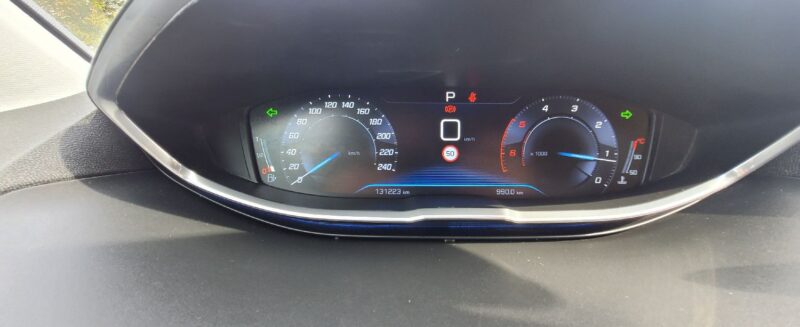 PEUGEOT 3008 SUV 130CH EAT8 ACTIVE BUSINESS