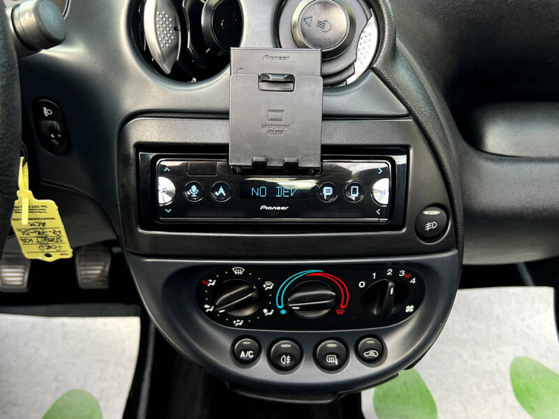 FORD STREETKA CABRIOLET 1.6 95 Cv 78 100 Kms INTERIEUR CUIR BLUETOOTH CLIMATISATION - Garantie1an