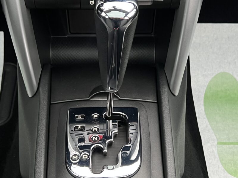 PEUGEOT 207 PHASE 2 1.6 VTI 120 Cv BOITE AUTO / 37 600 Kms TOIT PANORAMIQUE 5 PORTES - Garantie1an