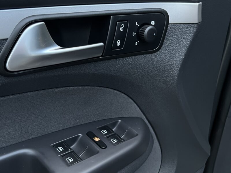 VOLKSWAGEN TOURAN II 1.2 TSI 105 1ERE MAIN / 87 300 Kms GPS CARPLAY CAMERA CRIT AIR 1 - Garantie1an