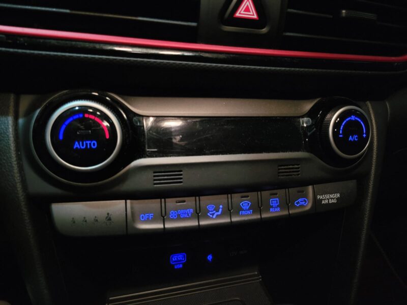 HYUNDAI KONA Hybrid 1.6 GDi 141/105cv Executive 1ère Main / APPLE CARPLAY/CAMERA DE RECUL/SIEGES CHA