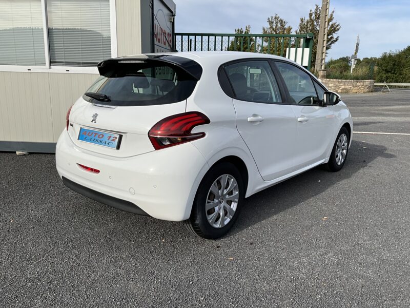 PEUGEOT 208 I 2017